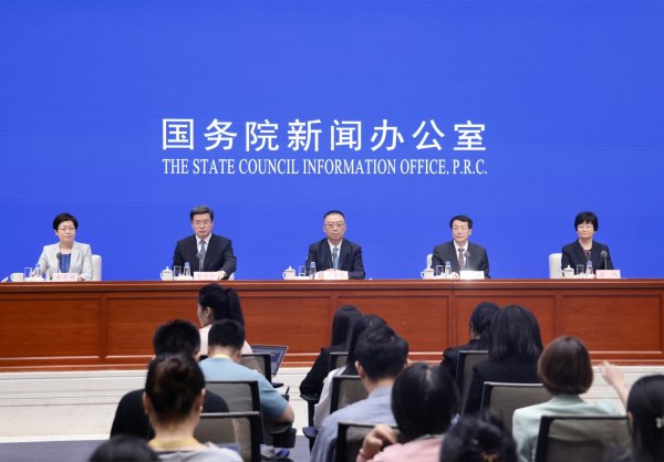 金八号配资 深圳综合改革试点升级：全力布局AI及低空经济，促进科技龙头回归A股